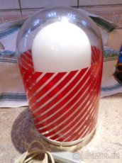 SKLENĚNÁ STOLNÍ LAMPA