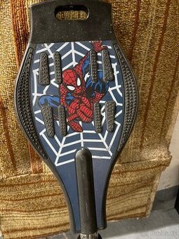 Waveboard/ Snakeboard spiderman