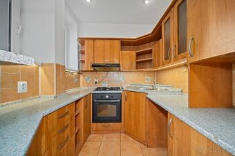 Prostorný byt 4+1 ve skvělé lokalitě u centra - Dvůr Králové