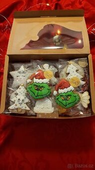 VÁNOČNÍ PERNÍČKY - DÁRKOVÁ KRABIČKA 16 Ks