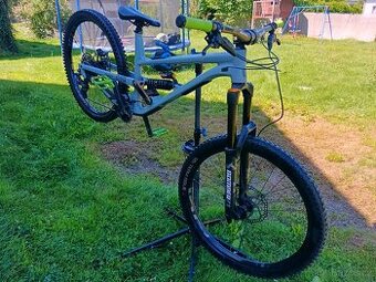 Commencal clash 2021 v2 možná sleva