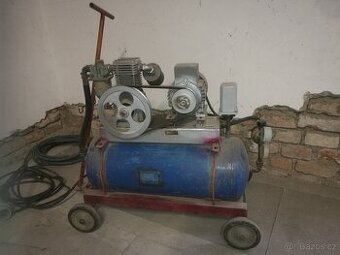 Prodám kompresor na kolečkách, vzdušník 40l,  380V