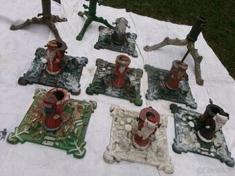 prodám vánoční stojany a různé staré kuchyňské vybavení. Cen