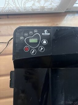 Samočisticí kočičí toaleta