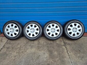 Zimní sada kol Peugeot 406 včetně poklic
