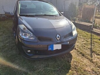 Renault clio III  1,6 benzín