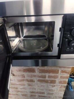 Mikrovlna trouba Electrolux