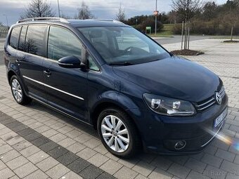 Volkswagen Touran 7 míst 2,0 TDI 103kW 11 tažné automat