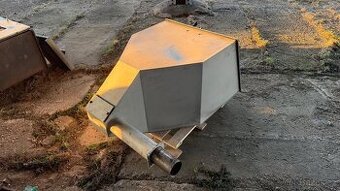 Prodám násypku Benekov Ling 25 nebo 50. Použitá