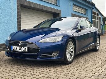 Tesla Model S 85D – Prémiové audio, FREE Supercharger