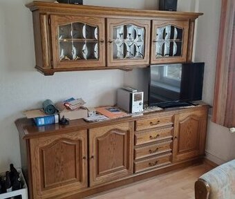 Rustikální komoda a nástěnné skříňky
