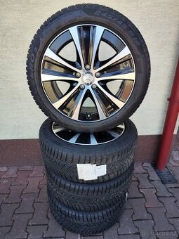 Originální dvourozměrná ALU kola MERCEDES 18" s pneu PIRELL