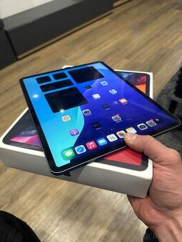 iPad Pro 12.9 - 1