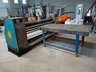 Válcovačka 200cm max síla materiálu 12mm - 1