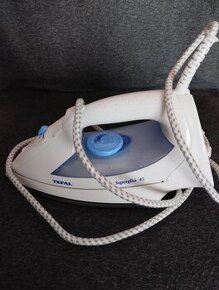 žehlička Tefal