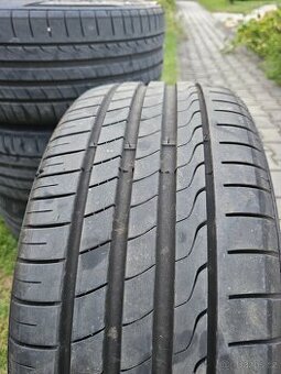 Letní pneu 225/40 r18