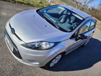 Prodám Ford Fiesta 1.4TDCi 50Kw r.v.2009 najeto 138tis.