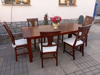 Masivní rozkládací jídelní stůl + 6x masivní židle