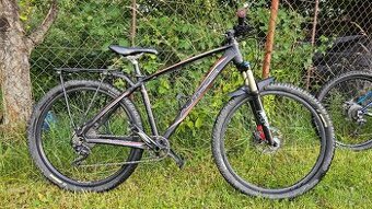 Juniorské MTB Author Traction, hydr. brzdy, vzduch. vidlice
