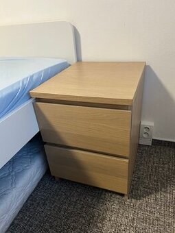 Noční stolek IKEA