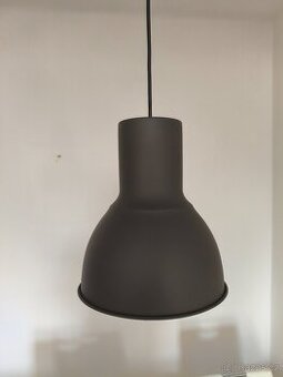 Závěsná lampa