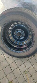 Škoda Octavia 3 III. zimní kola R15, 5X112, s pneu Pirelli