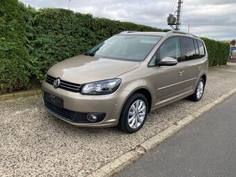 VW TOURAN 2.0TDI 103 KW DSG HIGHLINE TAŽNÉ NAVI