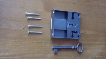 Nábytkové zámky s klíči a upevňovacími vruty