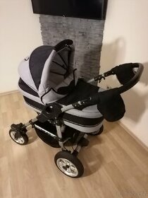 Multifunkční kočárek