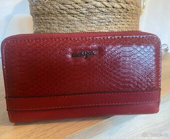 Nová dámská peněženka