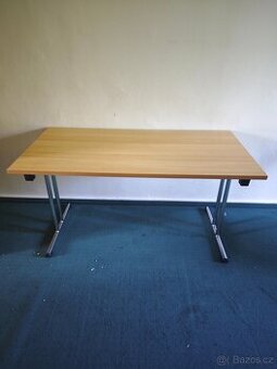Skládací kancelářský jídelní stůl