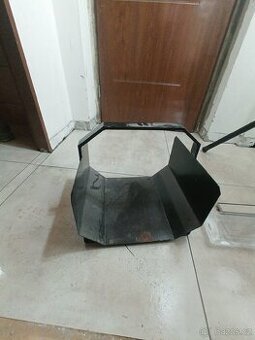 Stojan, nosič na dřevo