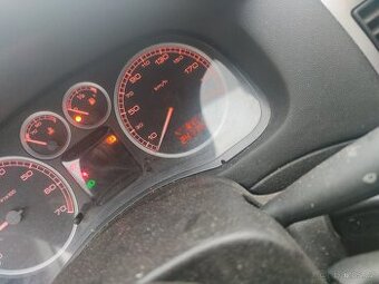 Prodám Peugeot 307 benzín +LPG rok 2002