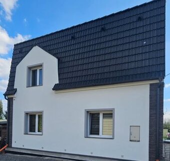 Rodinný dům po rekonstrukci ●Velký pozemek ● Klidná lokalita