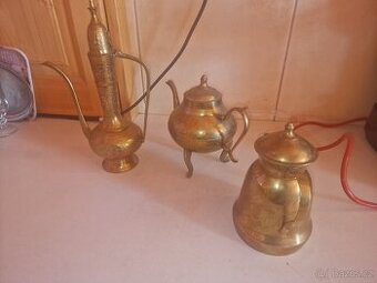 Starožitné čajové konvice