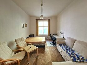 Pronájem zařízeného bytu 1+1 (40 m2), Praha 3 - Žižkov, Štít