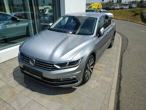 VW PASSAT B8 R-LINE 1.5 TSI 110kW sedan