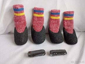 Nové protiskluzové ponožky pro psa