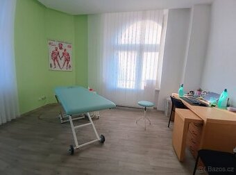 Pronájem plně vybavené ordinace (20 m²) – Praha Holešovice,