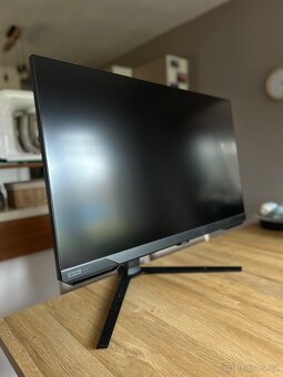 32" Samsung Odyssey G70B