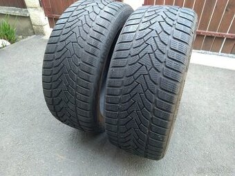 Prodám 2 zimni gumy Uniroyal 235/45 R18 DOT 2022