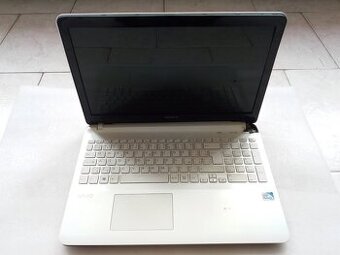 SONY VAIO SVF 152C29M