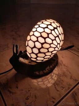 Lampička, lampa Tiffany šnek