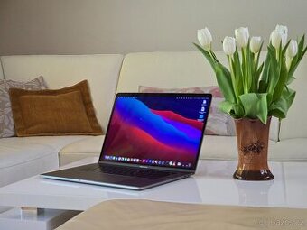 Macbook Pro 15"