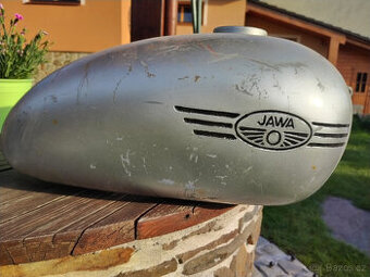 Nádrž JAWA - 1