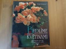 Kniha Příjemný život s květinami
