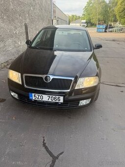 Škoda Octavia II 1.6 FSI 85 KW
