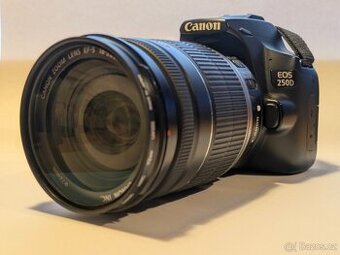 Canon EOS 250D + Canon EF-S 18–200mm f/3.5–5.6 IS | Perfektn