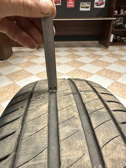 215/65 R17