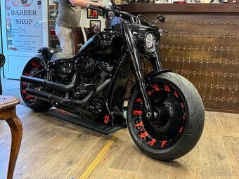 Harley davidson fat boy 114 custom
